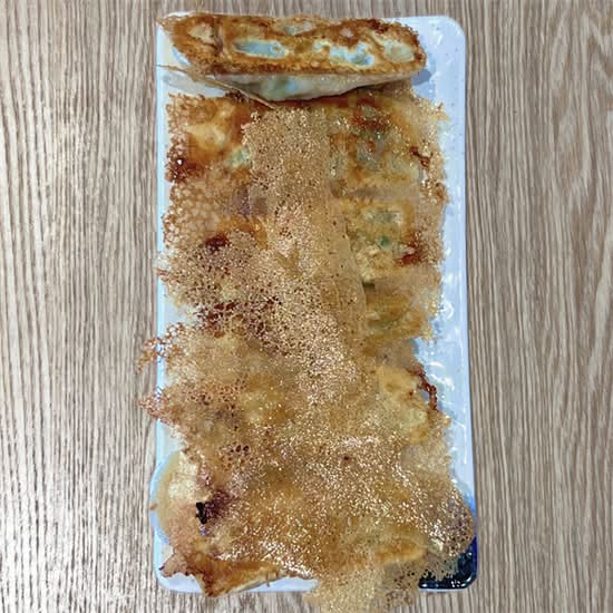 素三鲜锅贴 6pcs Pan-Fried Dumplings Filled with Chive,vermicelli Shrimp,Egg